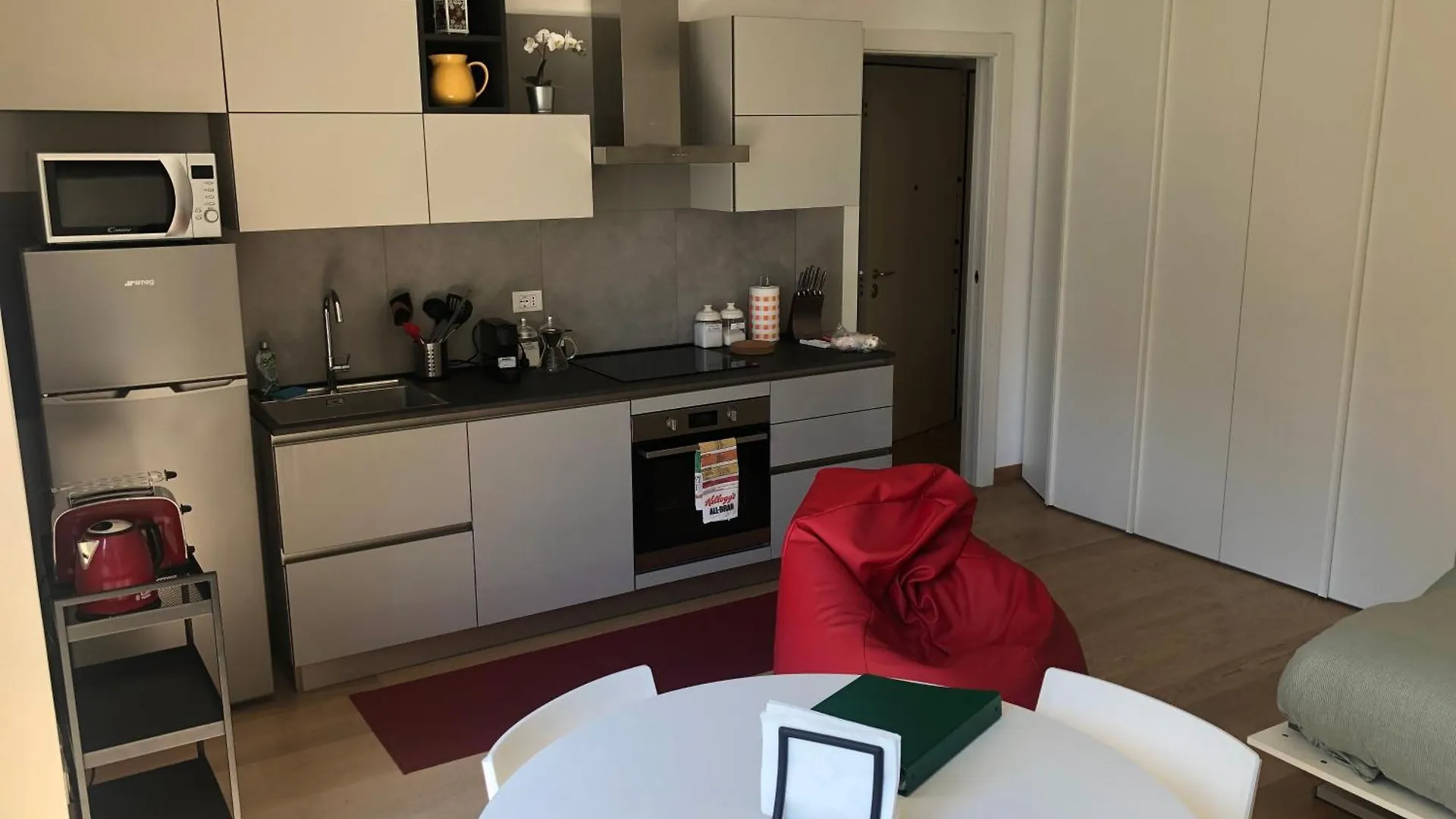Music House - Carozzi Apartments Milan